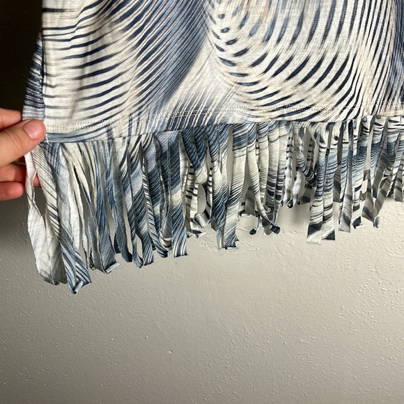 Chicos geometric top size M fringe bottom studded shoulders - Picture 5 of 8